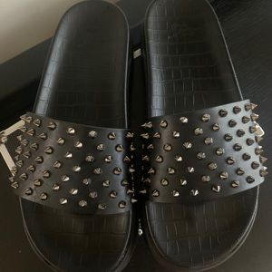 RED BOTTOM SLIDES US 9.5/EU 43/UK 9,Color:Black